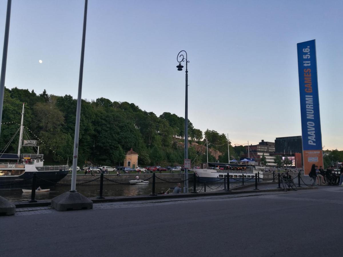 The Wildflower Apartment Turku Bagian luar foto