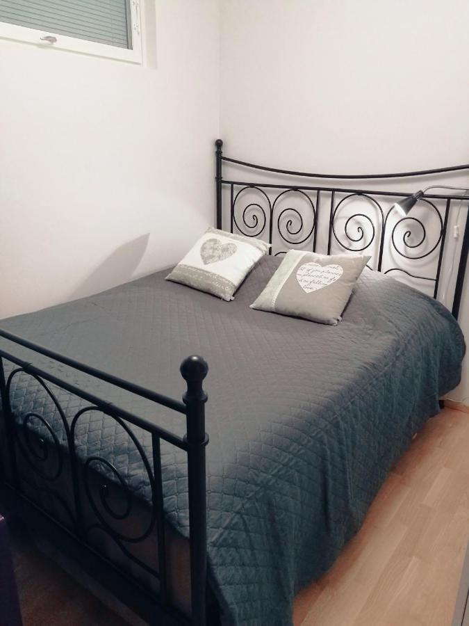 The Wildflower Apartment Turku Bagian luar foto